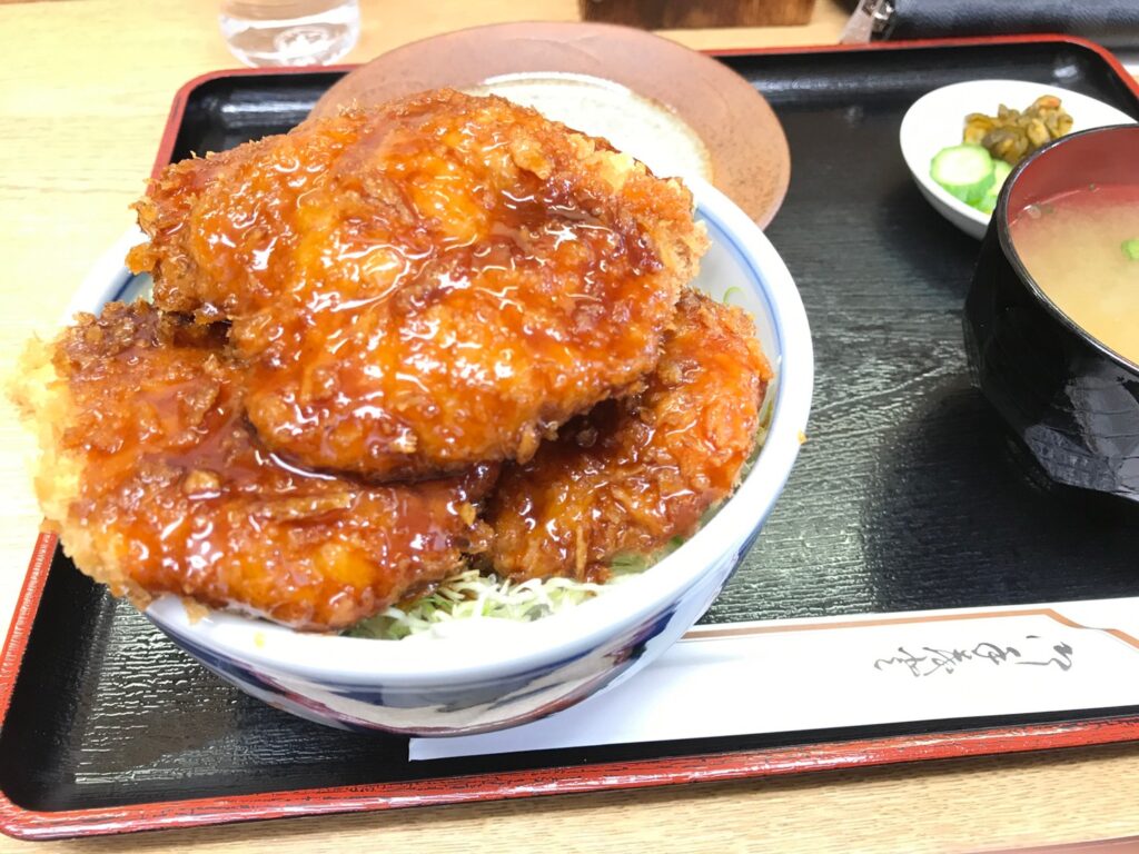 ソースカツ丼　トンカツ浅井