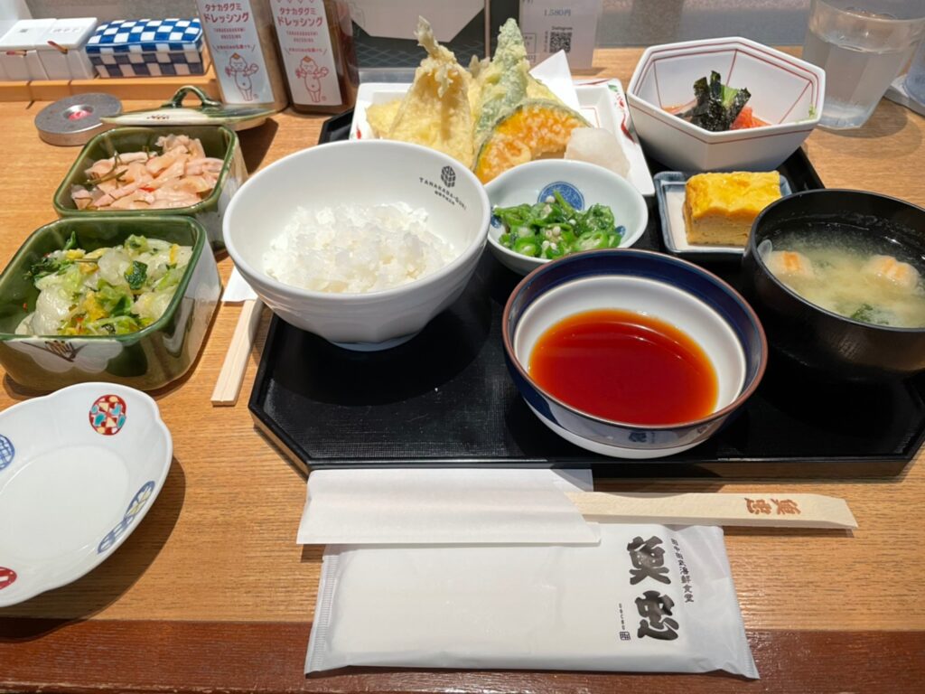 レビュー 福岡天神で海鮮丼 魚定食を食べるのにおすすめのお店を紹介 肥前正宗 食品 グルメ情報サイト